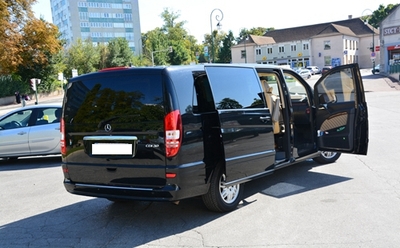 佛罗伦撒接送机（8/9座车）